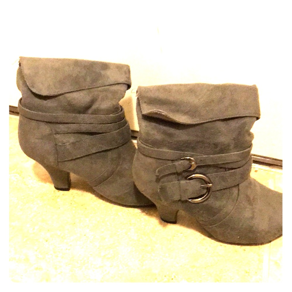 Pulse ankle boots